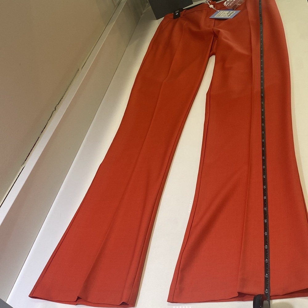 Stunning Women two pieces Red Suit - Picture 6 of 8